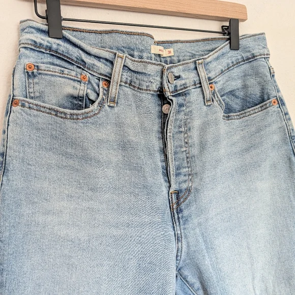 Levi's Vintage Murdoch Wash Wedgie Straight Leg Distressed Jeans Size 31 - Picture 3 of 8